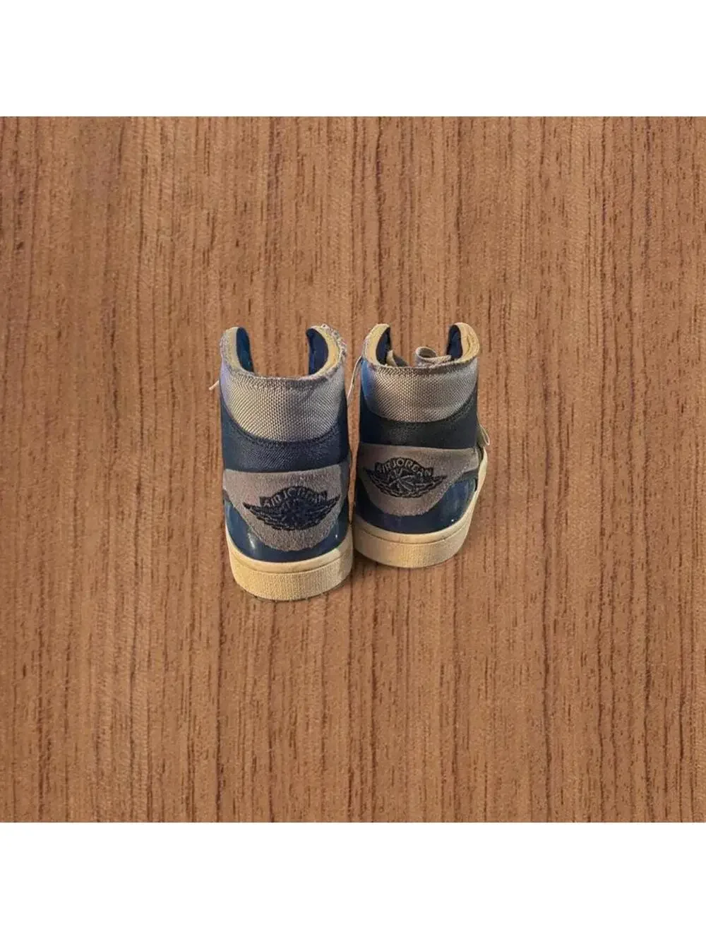 Nike Air Jordan 1 Mid SE Craft 'Inside Out Obsidian' Sneakers DR8868-400